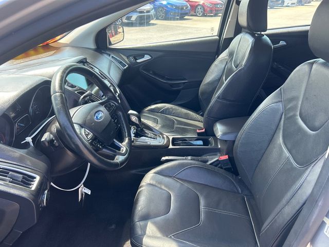 2015 Ford Focus 5dr Hatchback Titanium - 23026639 - 7