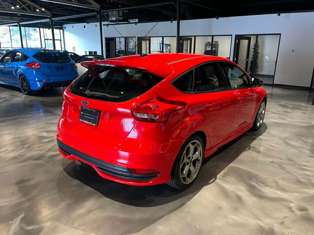 2015 Ford Focus ST/Equipment401A Pkg/MoonRoof/DualZoneClimate/6SpeedManual - 22681924 - 4