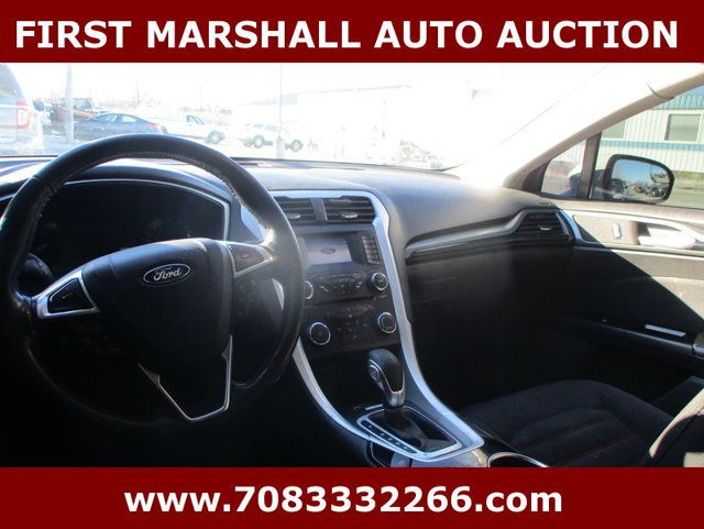 2015 Ford Fusion  - 22339317 - 2