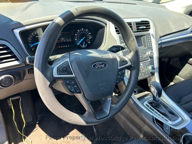 2015 Ford Fusion 4dr Sedan SE FWD - 23040109 - 7
