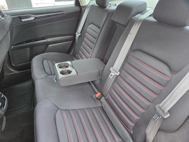 2015 Ford Fusion 4dr Sedan SE FWD - 22983741 - 12