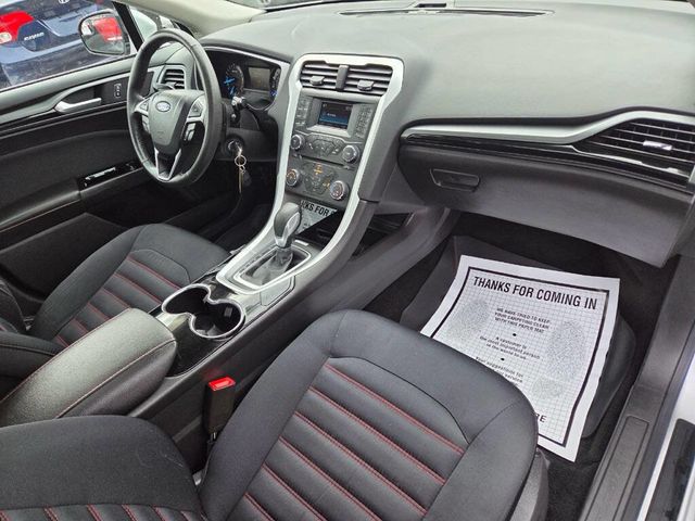 2015 Ford Fusion 4dr Sedan SE FWD - 22983741 - 14