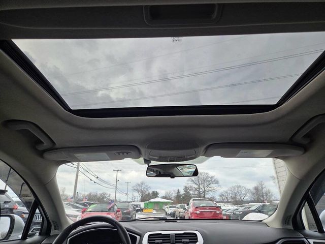 2015 Ford Fusion 4dr Sedan SE FWD - 22983741 - 26