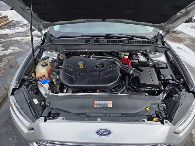 2015 Ford Fusion 4dr Sedan SE FWD - 22983741 - 8