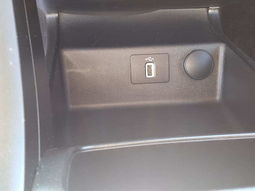 2015 Ford Fusion 4dr Sedan SE FWD - 22906094 - 14