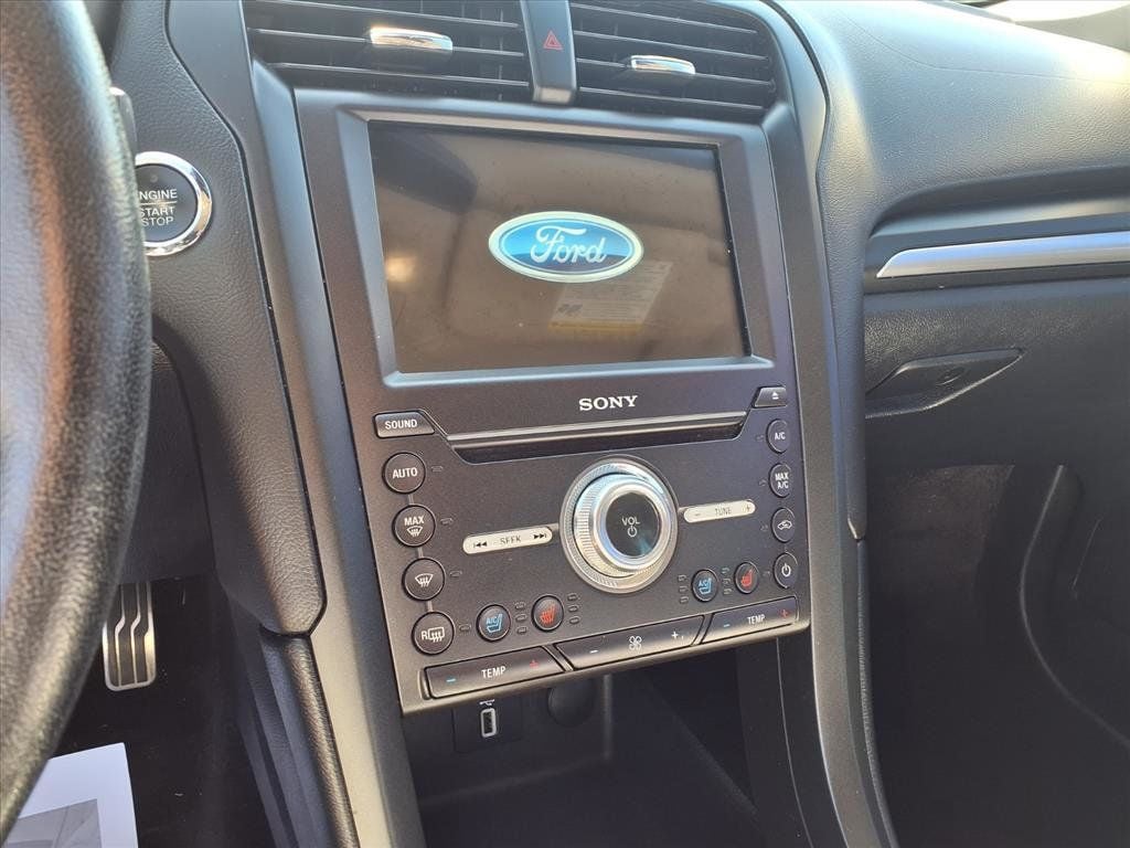 2015 Ford Fusion 4dr Sedan SE FWD - 22906094 - 15