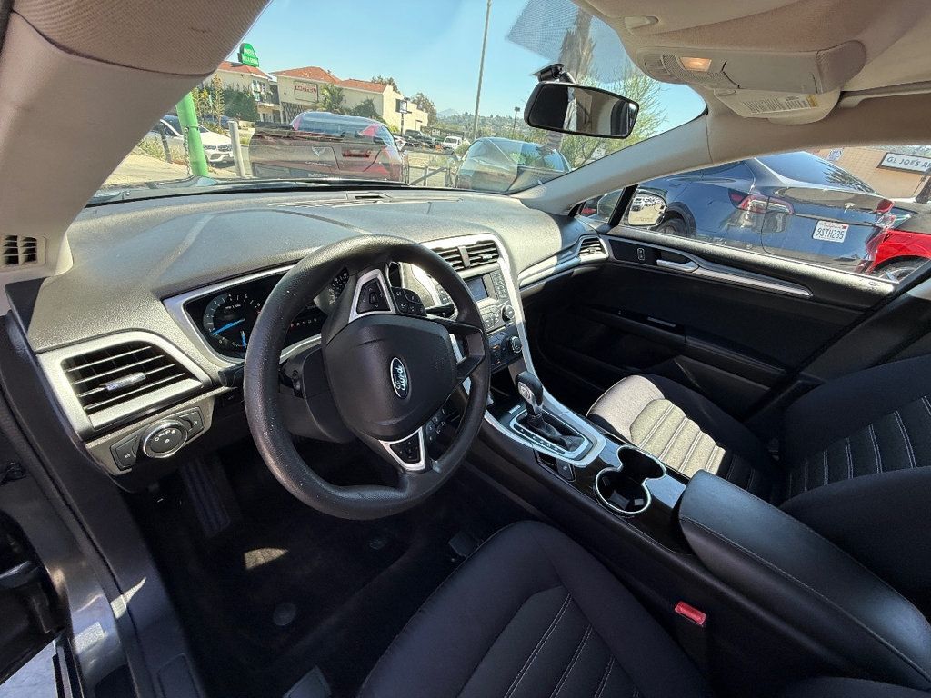 2015 Ford Fusion 4dr Sedan SE FWD - 23001843 - 11