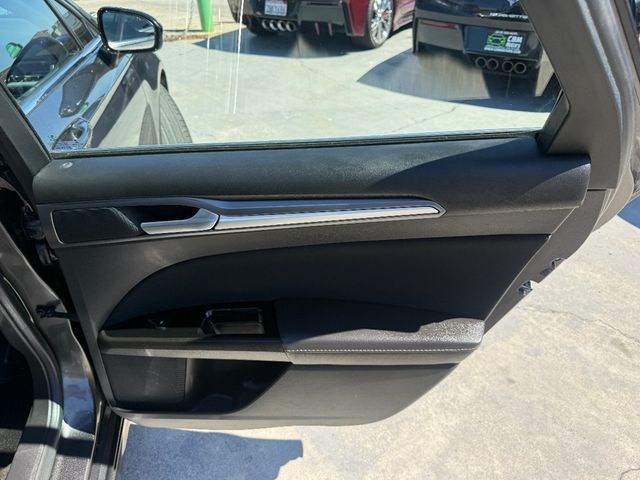 2015 Ford Fusion 4dr Sedan SE FWD - 23001843 - 17