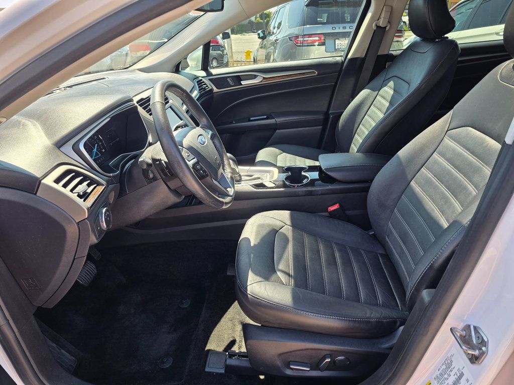 2015 Ford Fusion 4dr Sedan SE FWD - 23004102 - 13