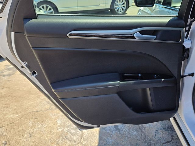 2015 Ford Fusion 4dr Sedan SE FWD - 23004102 - 18