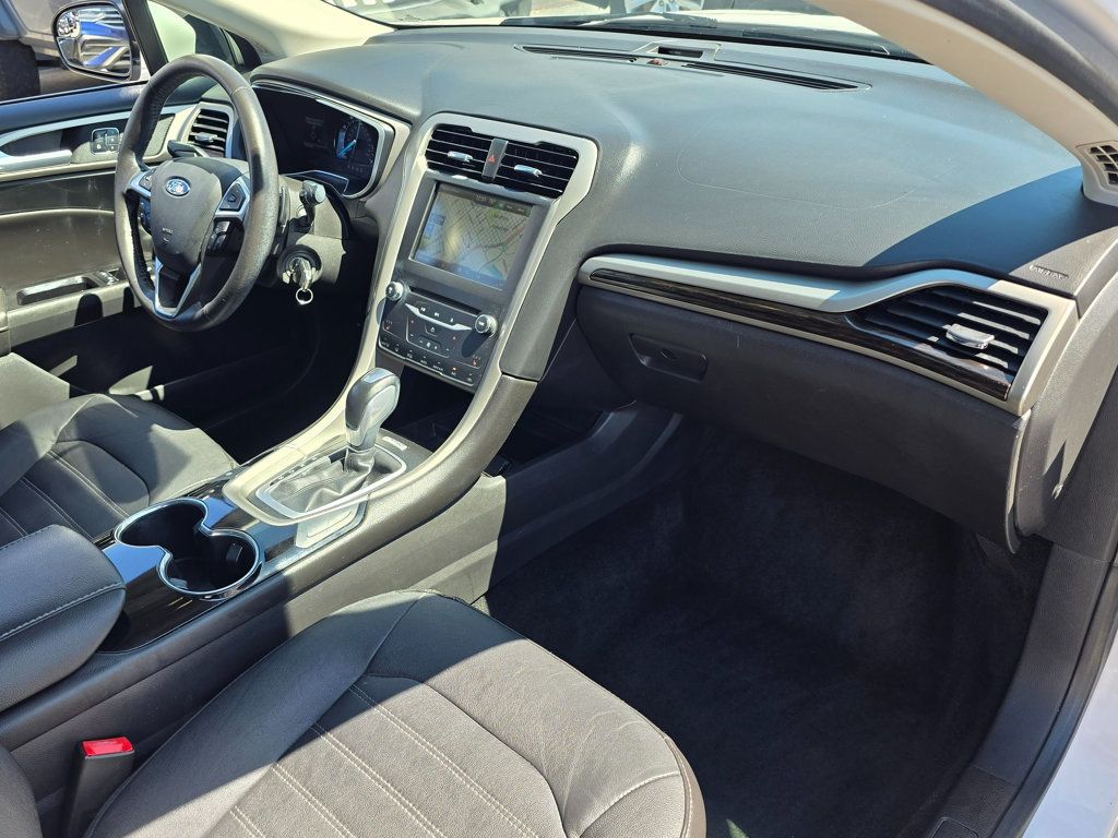 2015 Ford Fusion 4dr Sedan SE FWD - 23004102 - 8