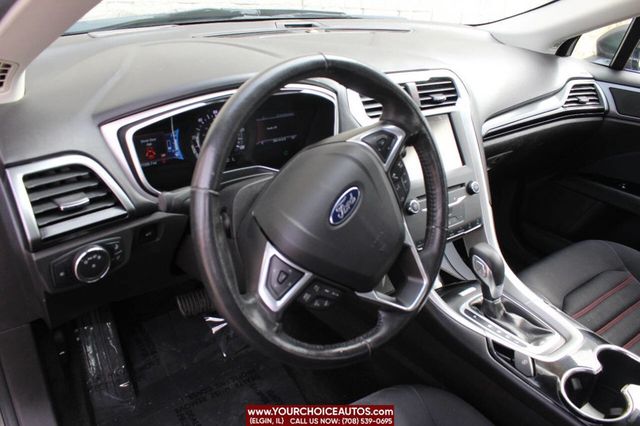 2015 Ford Fusion 4dr Sedan SE Hybrid FWD - 22632379 - 13