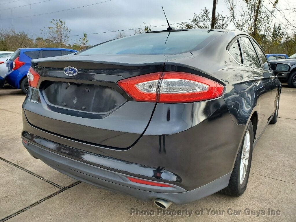 2015 Ford Fusion 4dr Sedan S FWD - 22733105 - 11