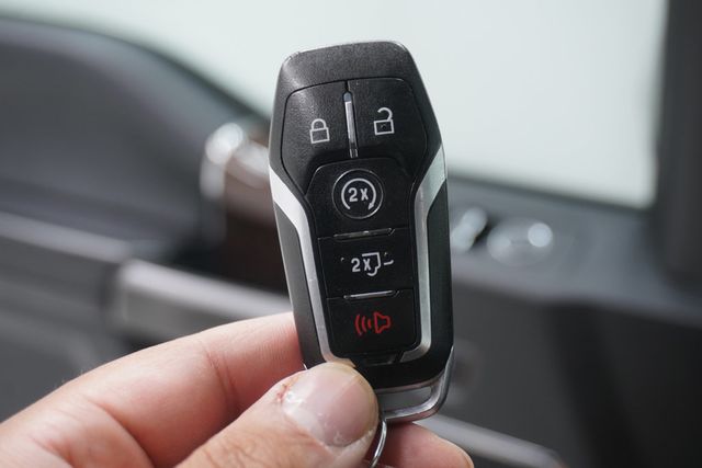 2015 Ford F-150  - 22994914 - 14