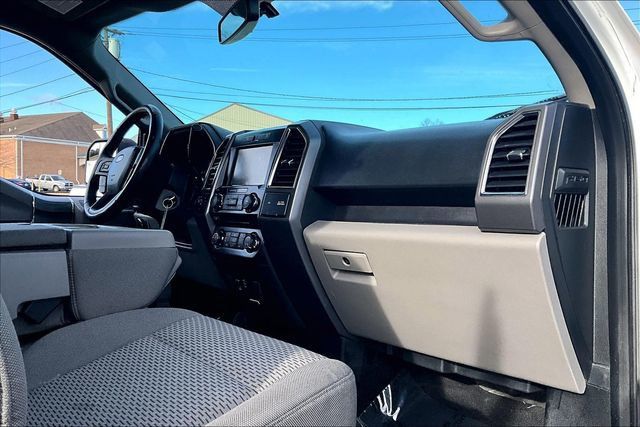 2015 Ford F-150  - 22947719 - 11