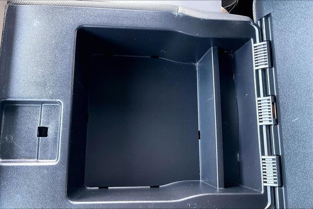 2015 Ford F-150  - 22947719 - 26