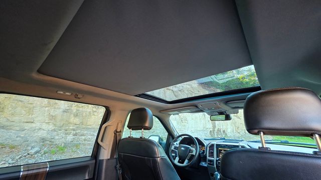 2015 Ford F-150  - 23024824 - 38