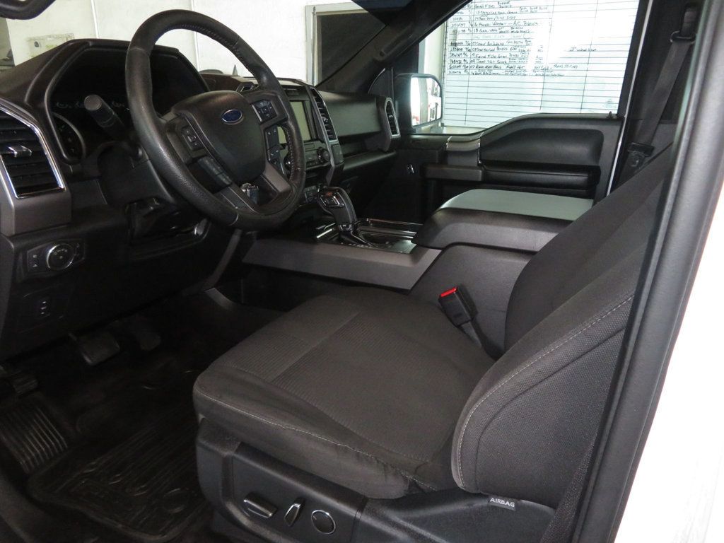 2015 Ford F-150 XLT photo 16