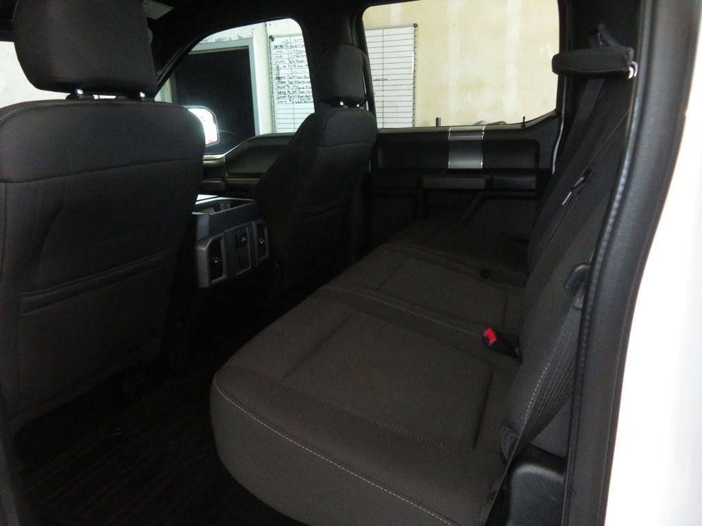 2015 Ford F-150 XLT photo 20