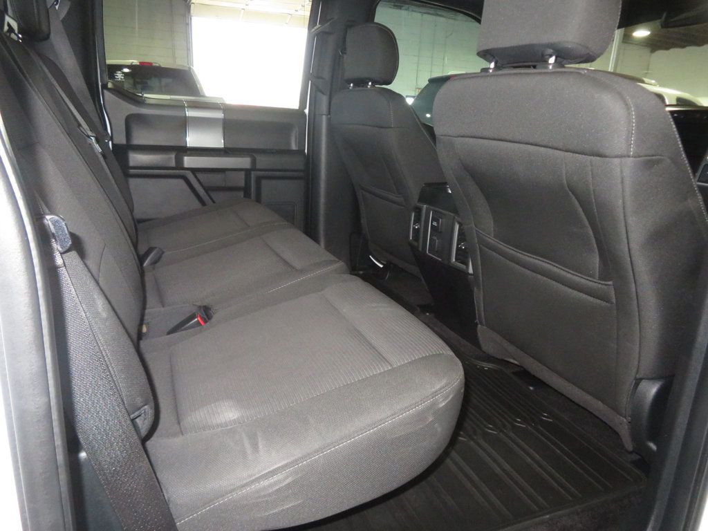 2015 Ford F-150 XLT photo 24