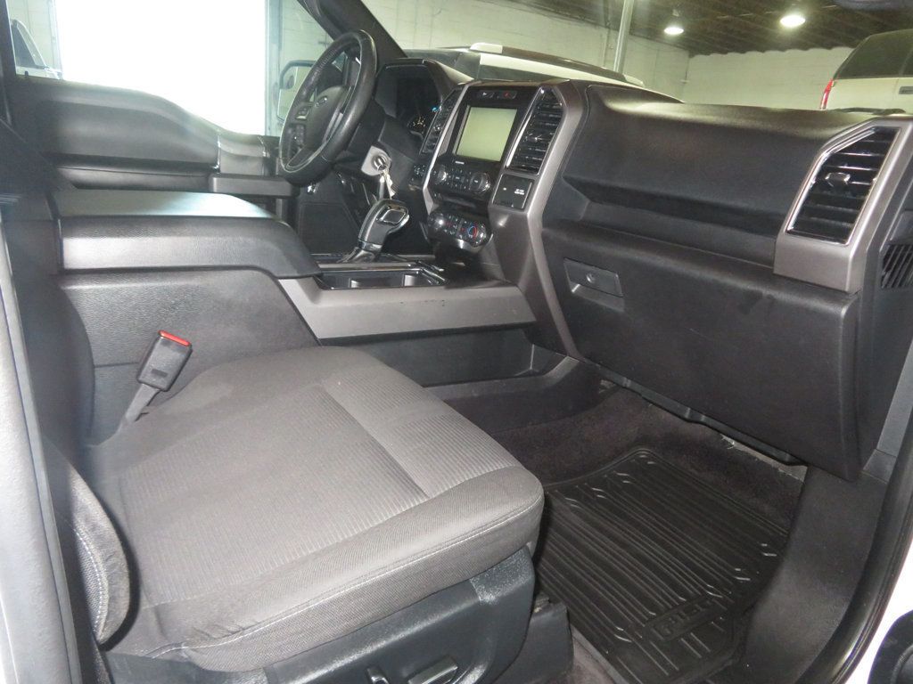 2015 Ford F-150 XLT photo 27