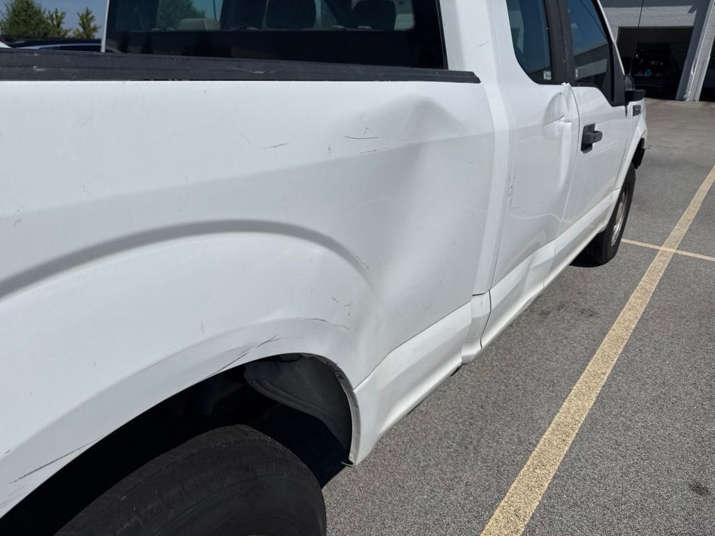 2015 Ford F-150 2WD SuperCab 145" XL - 23050632 - 9