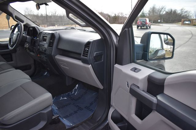 2015 Ford F-150 2WD SuperCrew 145" XL - 22983670 - 17