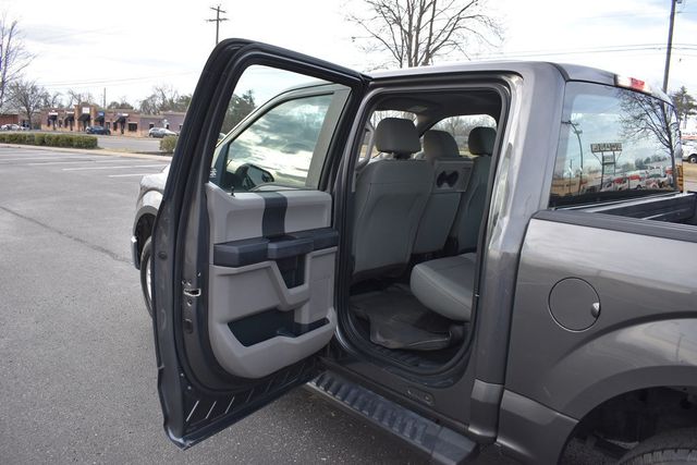 2015 Ford F-150 2WD SuperCrew 145" XL - 22983670 - 30