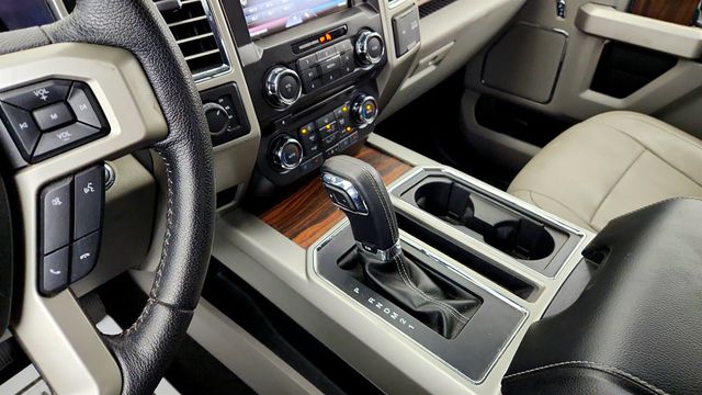2015 Ford F-150 4WD SuperCab 145'' Lariat w/ Chrome Appearance Pkg, 501A & V8 - 23030381 - 15