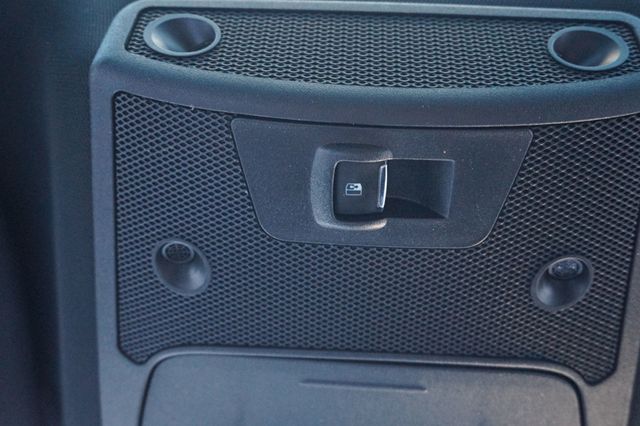 2015 Ford F-150 4WD SuperCrew 145" Lariat - 23041180 - 42