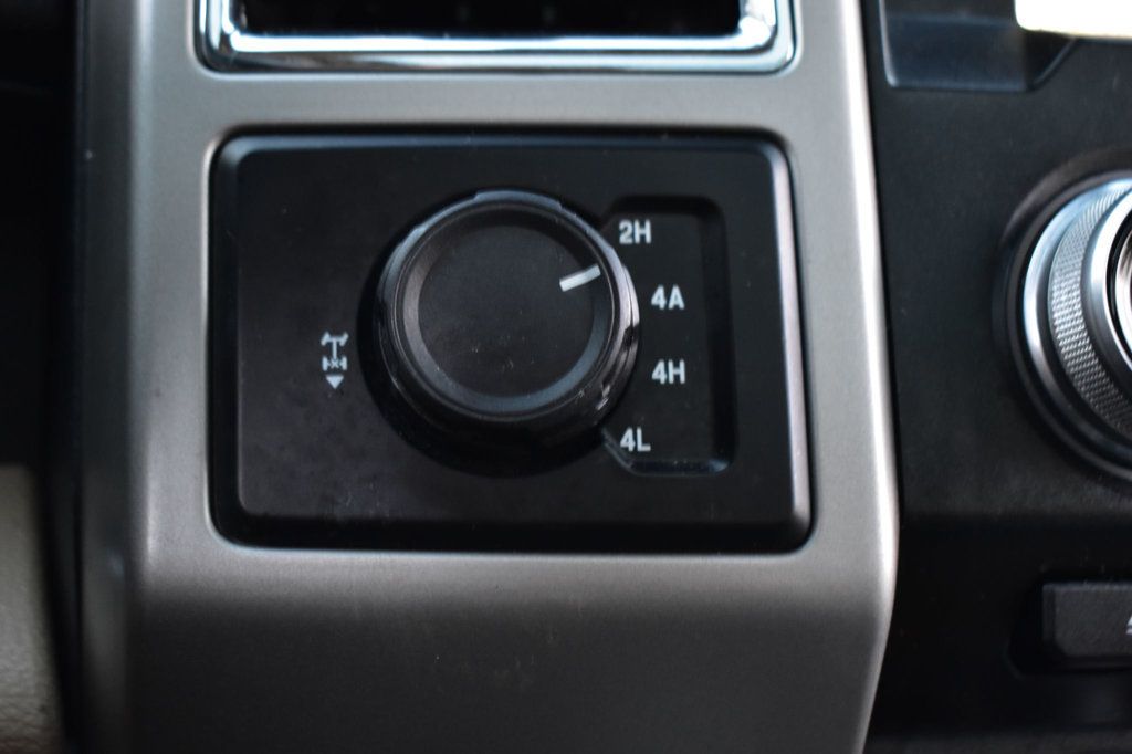 2015 Ford F-150 4WD SuperCrew 145" Lariat - 22975629 - 36