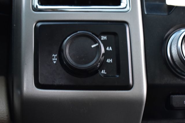 2015 Ford F-150 4WD SuperCrew 145" Lariat - 22975629 - 36