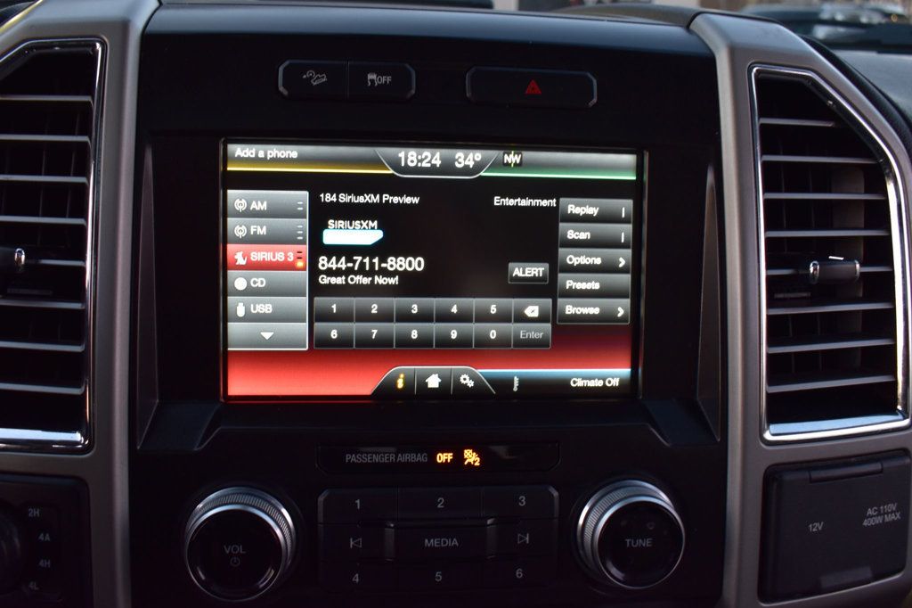 2015 Ford F-150 4WD SuperCrew 145" Lariat - 22975629 - 38