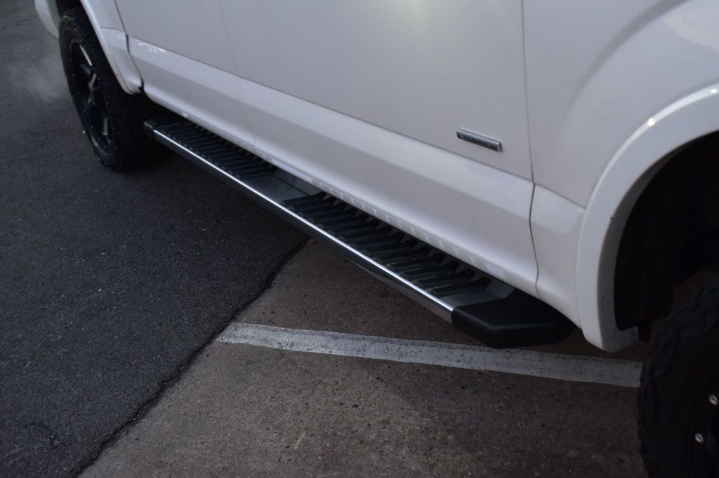 2015 Ford F-150 4WD SuperCrew 145" Lariat - 22975629 - 50