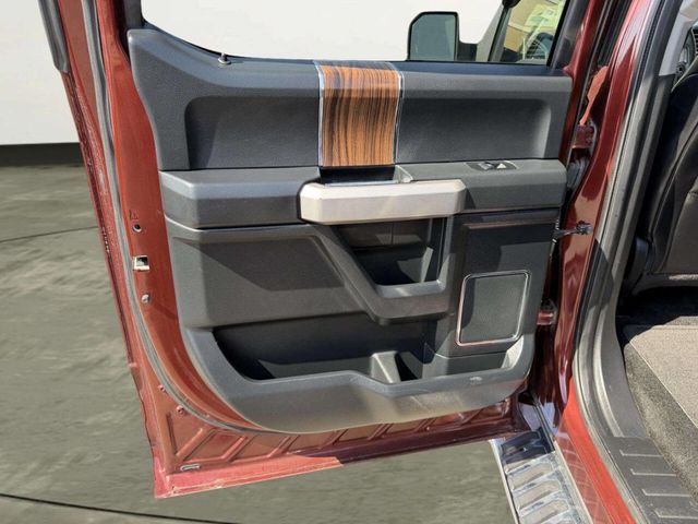 2015 Ford F-150 4WD SuperCrew 145" Lariat - 23006133 - 18