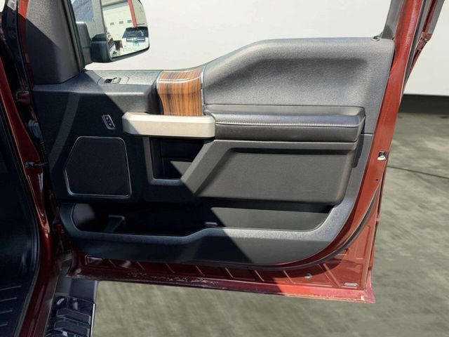 2015 Ford F-150 4WD SuperCrew 145" Lariat - 23006133 - 24