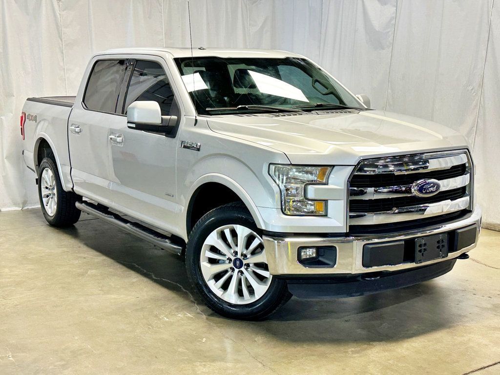 2015 Ford F-150 4WD SuperCrew 145" Lariat - 23035712 - 1