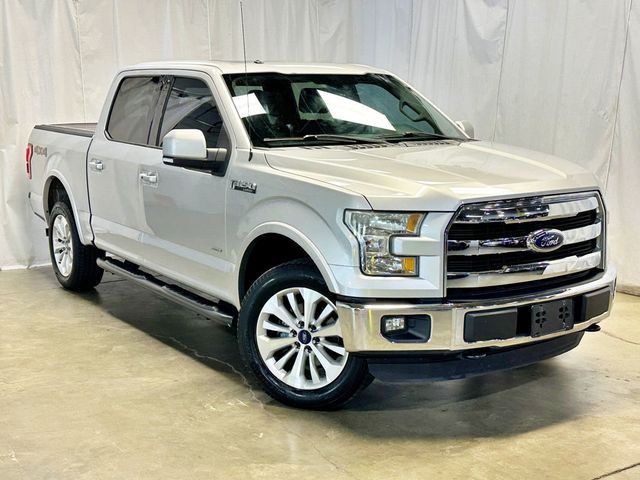 2015 Ford F-150 4WD SuperCrew 145" Lariat - 23035712 - 1