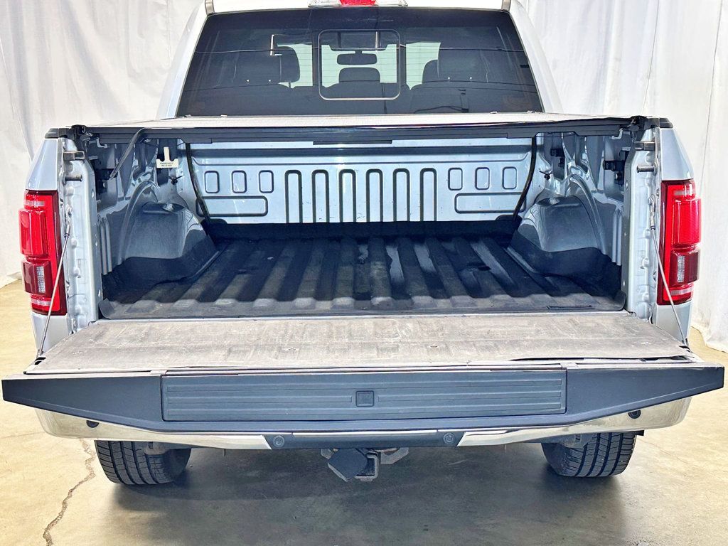 2015 Ford F-150 4WD SuperCrew 145" Lariat - 23035712 - 26