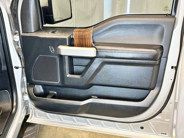 2015 Ford F-150 4WD SuperCrew 145" Lariat - 23035712 - 37