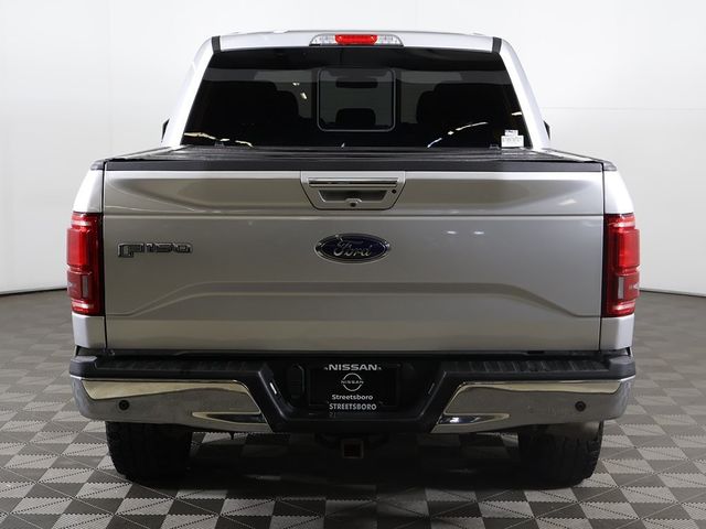 2015 Ford F-150 4WD SuperCrew 145" Lariat - 22941287 - 13