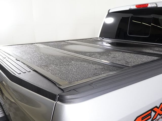 2015 Ford F-150 4WD SuperCrew 145" Lariat - 22941287 - 20