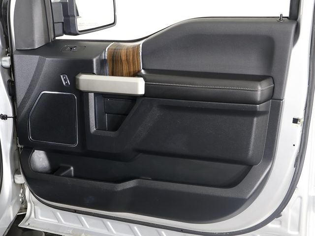 2015 Ford F-150 4WD SuperCrew 145" Lariat - 22941287 - 26