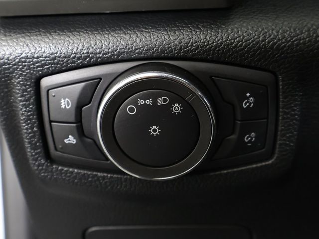 2015 Ford F-150 4WD SuperCrew 145" Lariat - 22941287 - 42