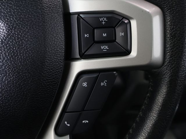 2015 Ford F-150 4WD SuperCrew 145" Lariat - 22941287 - 47