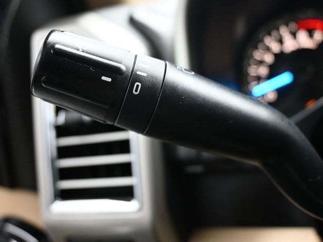 2015 Ford F-150 4WD SuperCrew 145" Lariat - 23001943 - 19