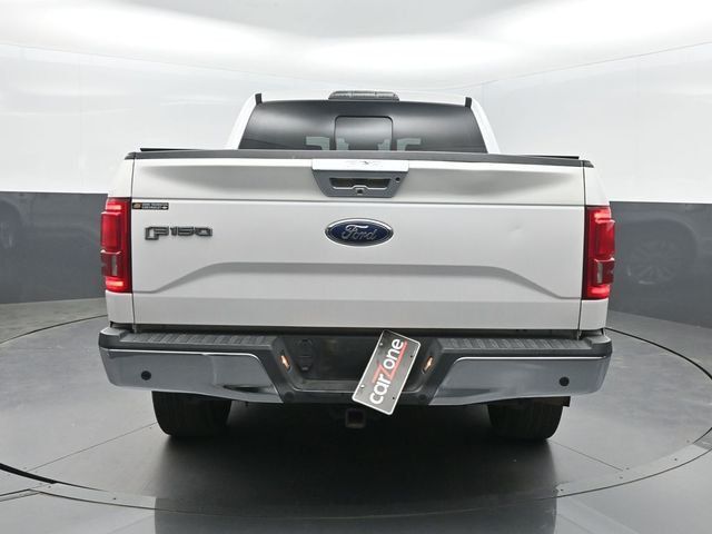 2015 Ford F-150 4WD SuperCrew 145" Lariat - 23001943 - 28