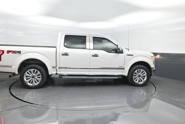 2015 Ford F-150 4WD SuperCrew 145" Lariat - 23001943 - 30
