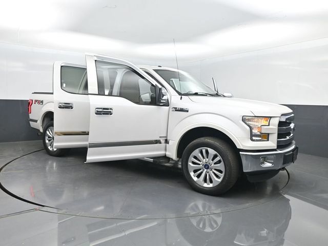 2015 Ford F-150 4WD SuperCrew 145" Lariat - 23001943 - 35