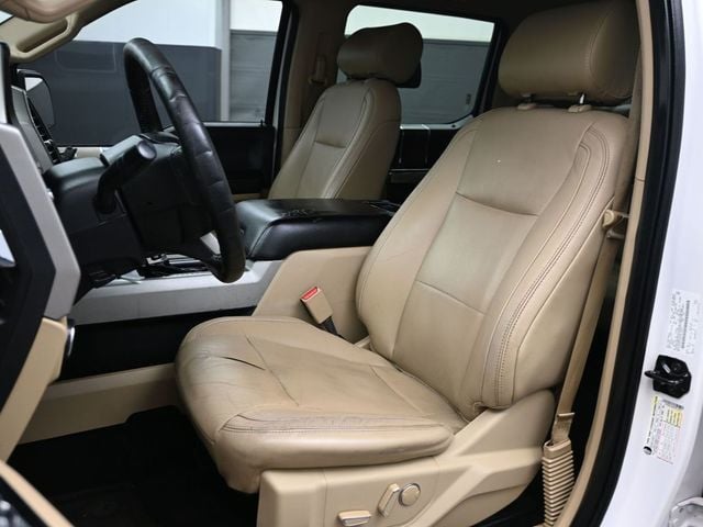 2015 Ford F-150 4WD SuperCrew 145" Lariat - 23001943 - 4